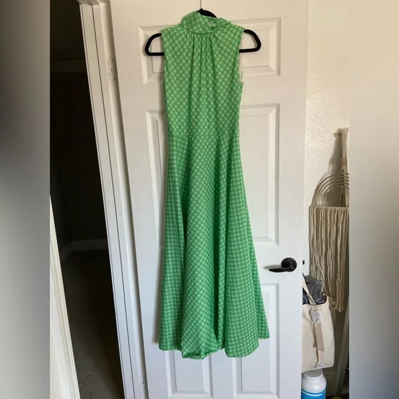 Saks Fifth Avenue | Dresses | Saks Fifth Avenue Vintage Green Gingham Dress | Poshmark Saks Fifth Avenue | Dresses | Saks Fifth Avenue Vintage Green Gingham Dress | Poshmark